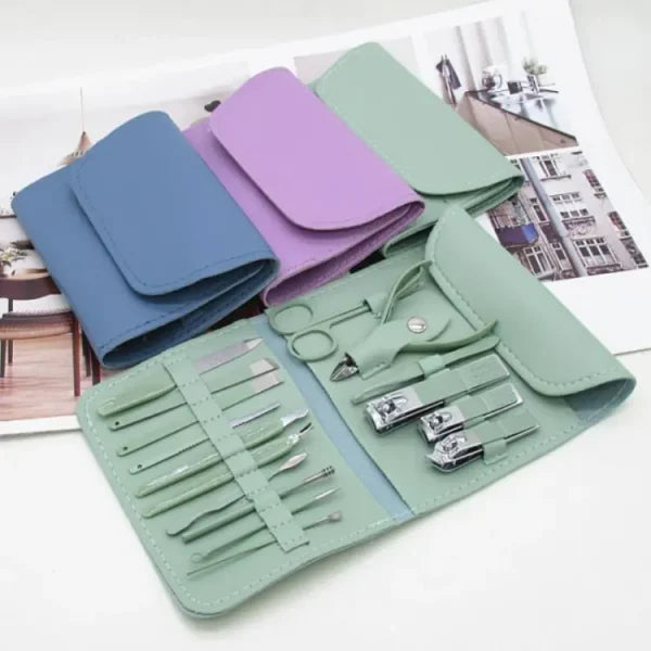 💅 16-in-1 Nail Kit ✨ – Manicure & Pedicure Grooming Set 🧴✂️