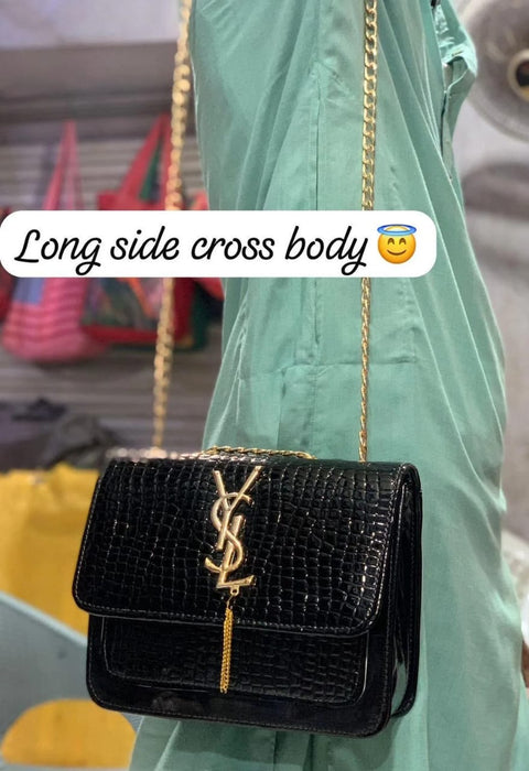 👜 Stylish Girl's Crossbody Bag – Everyday Fashion Essential | Black, White & Golden