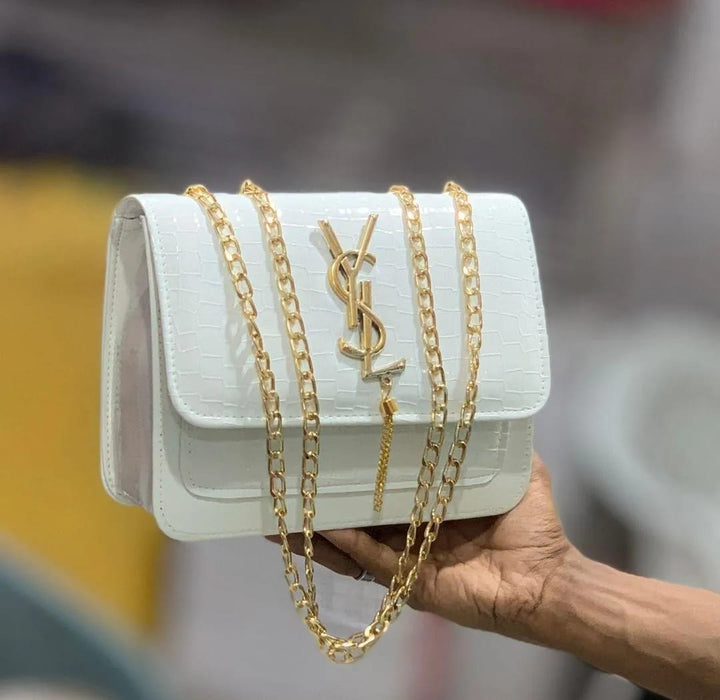 👜 Stylish Girl's Crossbody Bag – Everyday Fashion Essential | Black, White & Golden