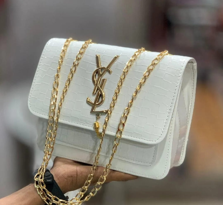 👜 Stylish Girl's Crossbody Bag – Everyday Fashion Essential | Black, White & Golden