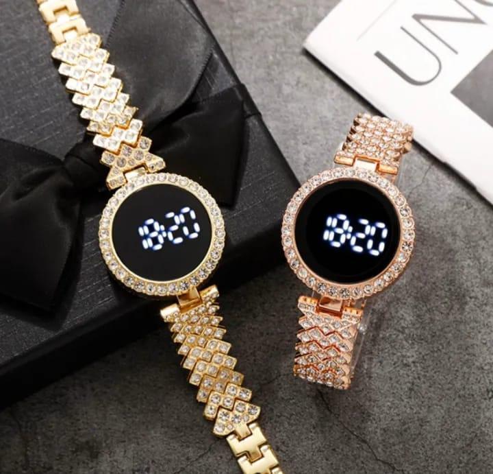 ⌚ Women’s Battery Operated, Water Resistant Quartz Watch – 1 Pc ✨💎