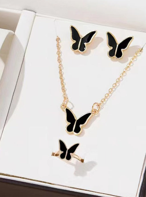 🦋 Butterfly Jewelry Set ✨ – Pack of 4 (Necklace, Earrings, Ring & Pendant) 💖