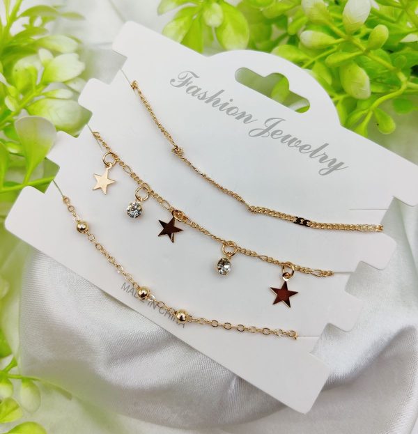 💖 Imported Triple-layered Adjustable Bracelet Set ✨ – Elegant Fashion Jewelry for Girls & Women 🎀