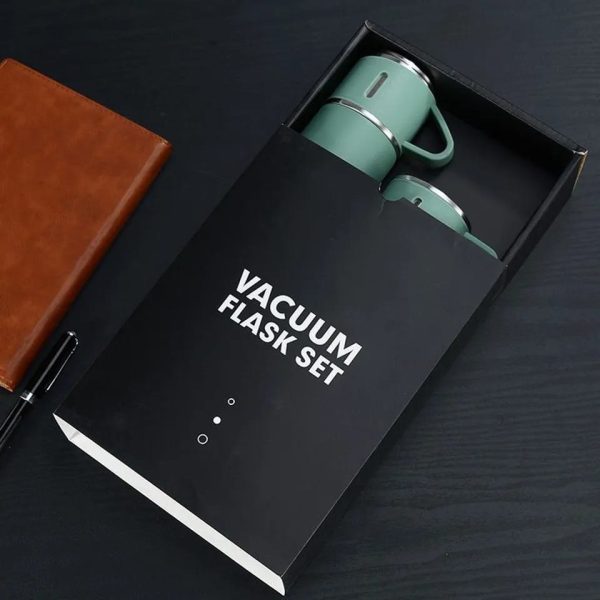 🥤 Stainless Steel Vacuum Flask Set ✨ – 500ml Thermos Bottle With 2 Cups (Random Color) 🎁