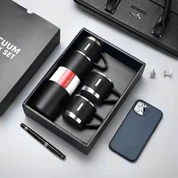 🥤 Stainless Steel Vacuum Flask Set ✨ – 500ml Thermos Bottle With 2 Cups (Random Color) 🎁